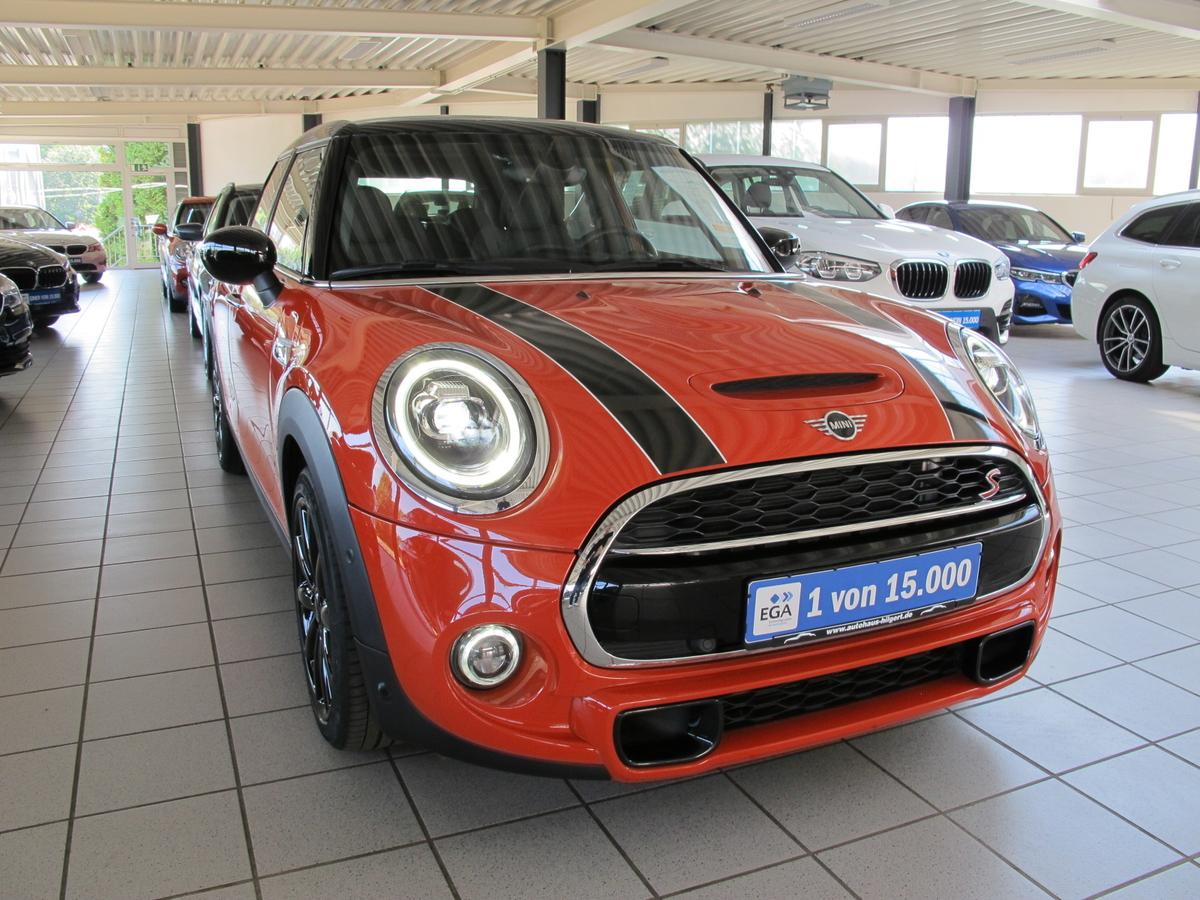 MINI Cooper S 5 Türer Autom. Kamera Sitzh. Teilleder LED 