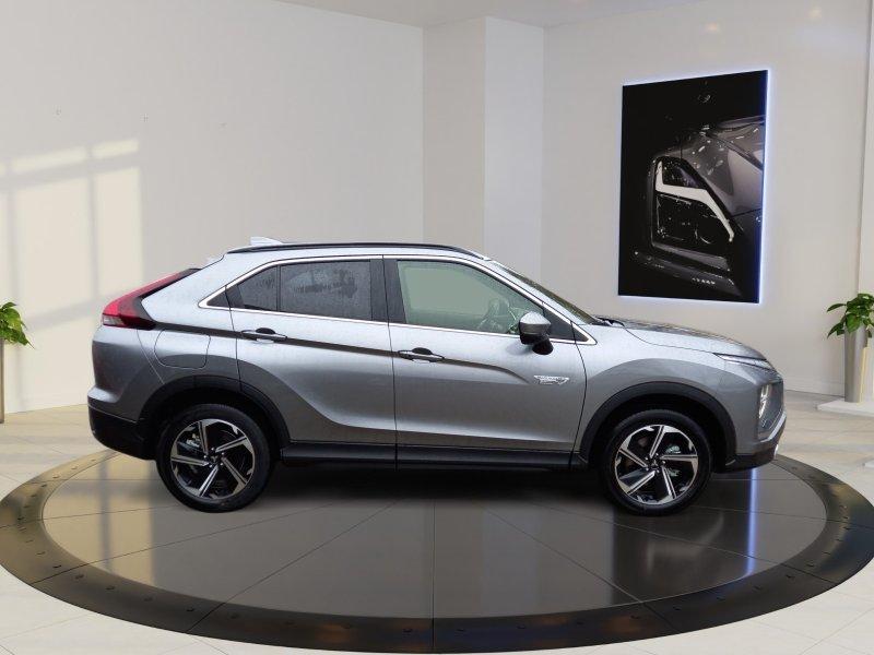Mitsubishi Eclipse Cross Plug-In Hybrid PHEV  Plus