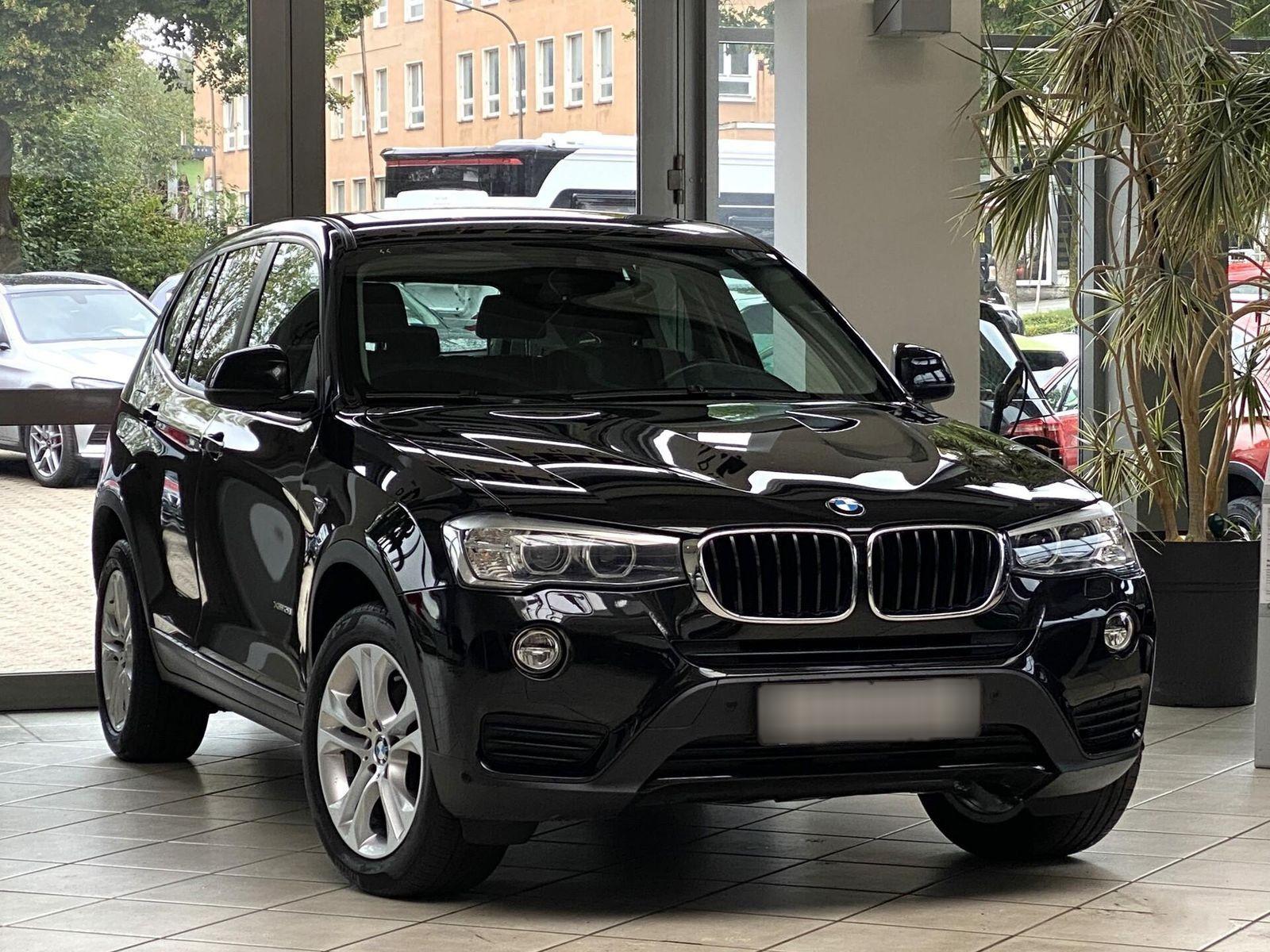 BMW X3 xDrive 20i NAVI *SHZ*PDC*LEDER.*1 HAND*