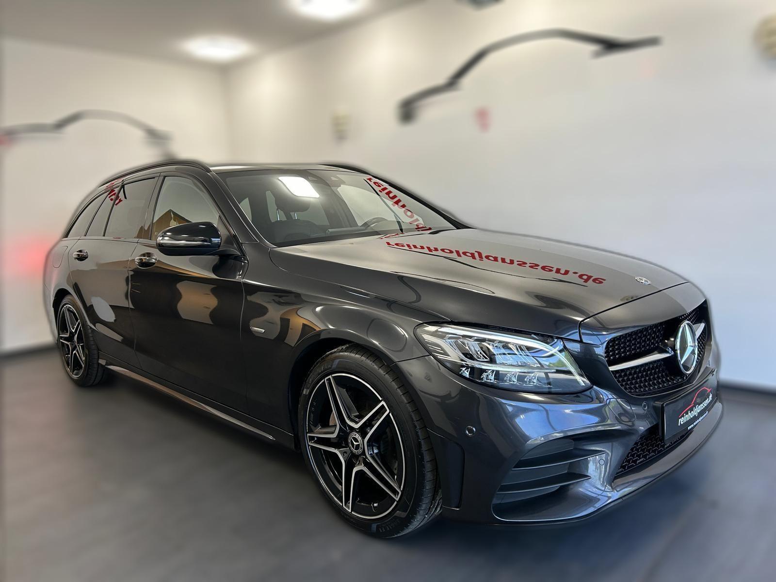 MERCEDES-BENZ C 220 d T 9G AMG+Night AHK LED Distronic WIDE