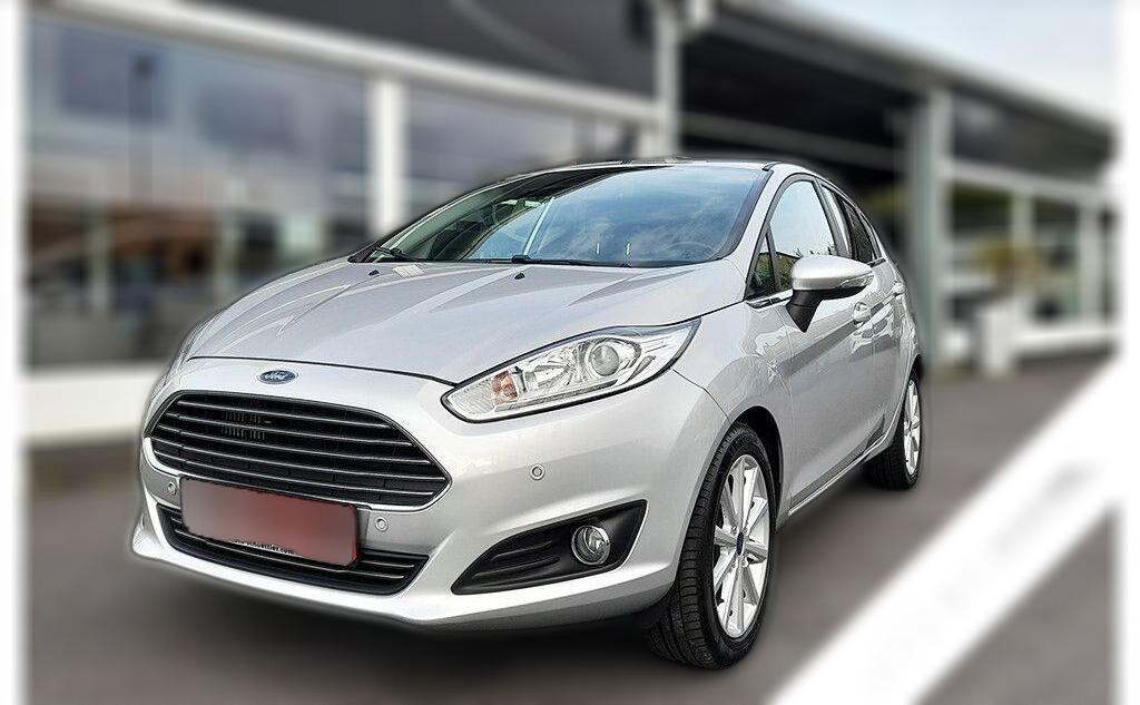 Ford Fiesta Fiesta Titanium Automatik,SitzH,PDC,neue Insp !